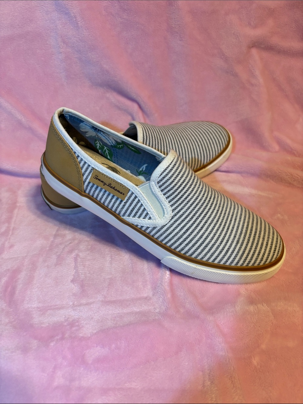 Tommy Bahama Gray & White Striped Slip-On Loafers